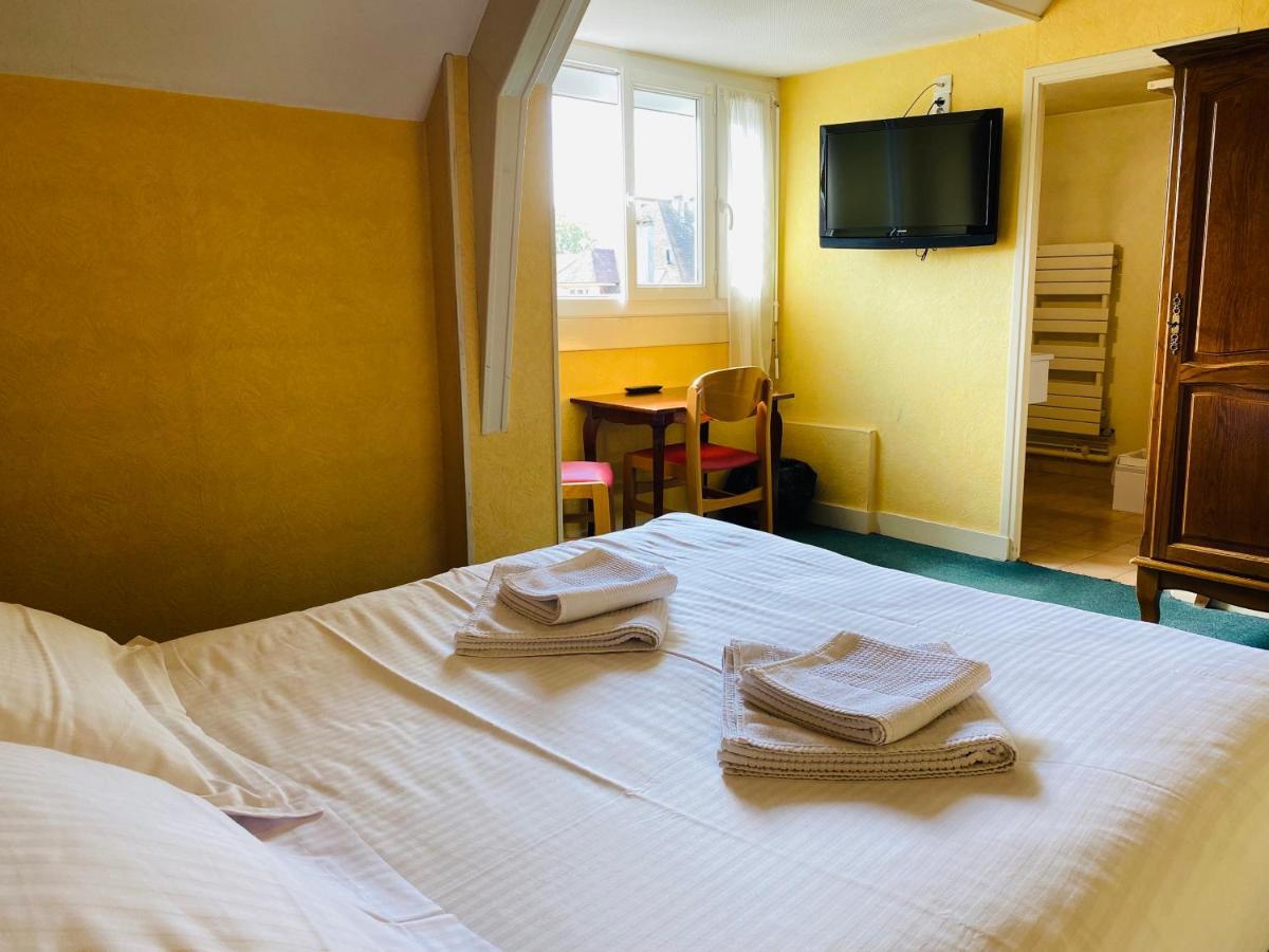 Hotel De La Poste ファレーズ エクステリア 写真